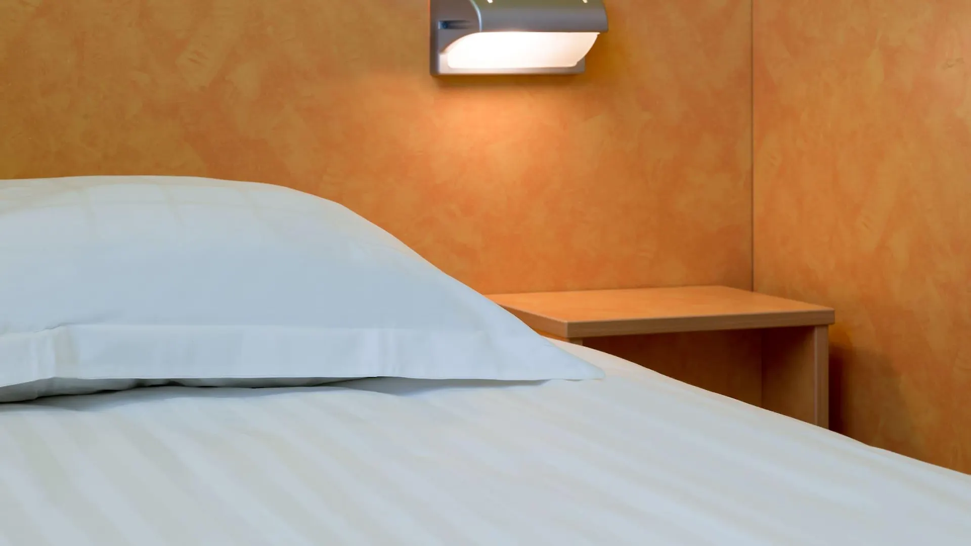 P'Tit Dej Hotel Saint Flour 0*, Saint-Flour (Cantal) France