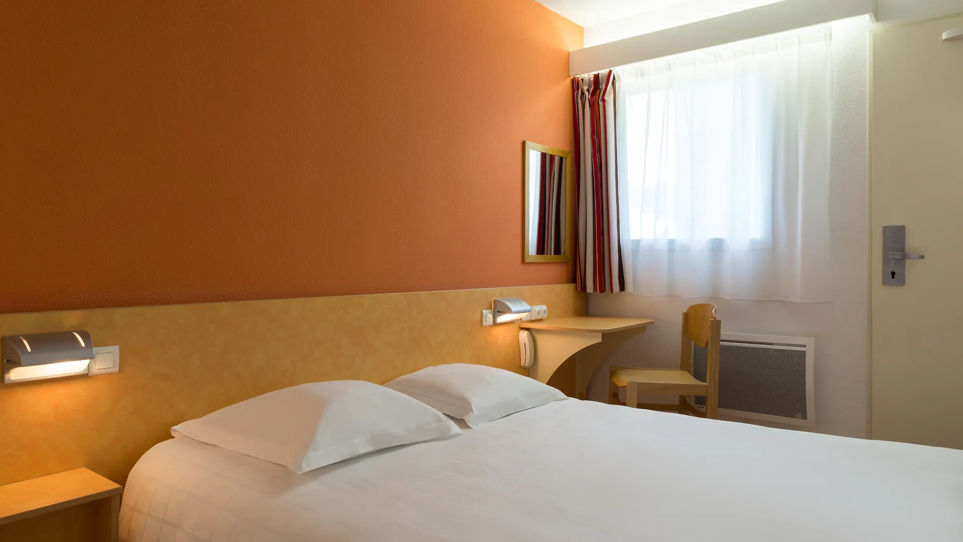 P'Tit Dej Hotel Saint Flour 0*, Saint-Flour (Cantal) France